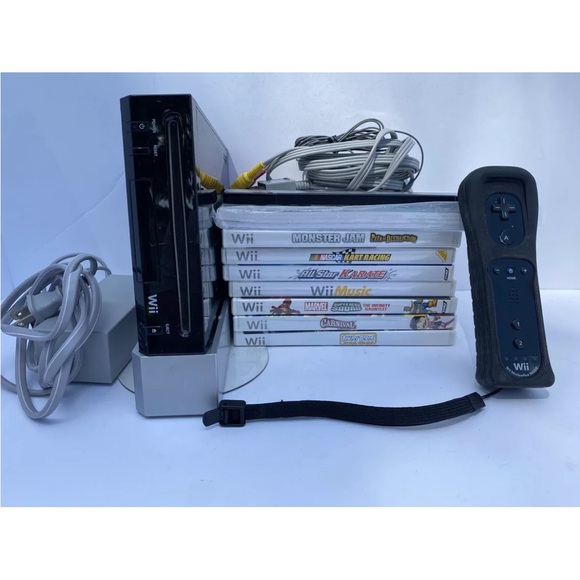 Black Wii V2 RVL-001 w/ 7 Game Lot Tested & Working